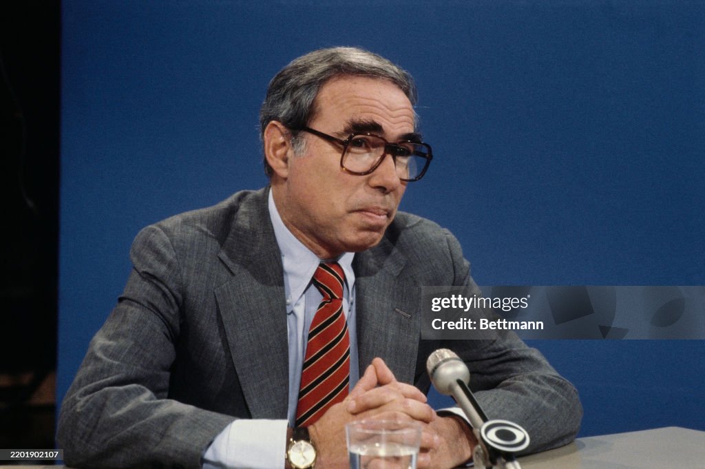 Felix Rothyn American investment banker Felix Rohatyn , chairman of the Municipal ...