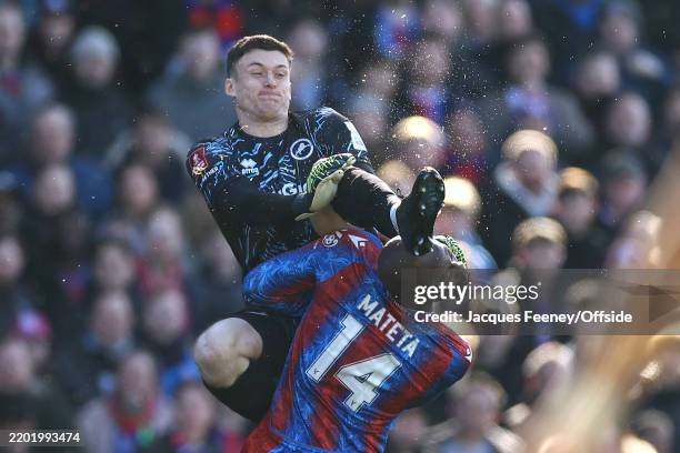 Millwall goalkeeper Liam Roberts karate kicks Jean-Philippe Mateta of Crystal Palace in the head and is subsequently sent off for a dangerous tackle...