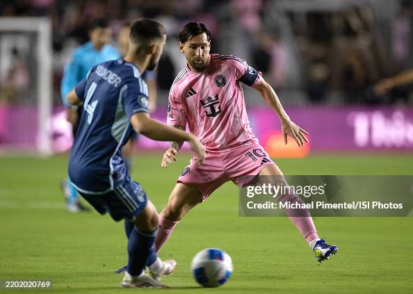 Emin Voloder Robert Voloder of Sporting Kansas City controls the ball away from ...