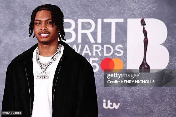 Emzz Uk Rapper 43,565 Rapper Clothes Stock Photos, High-Res Pictures, and Images ...