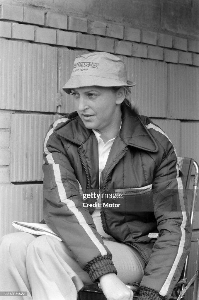 Patsy Kerr Patricia Kerr, wife of McLaren team manager Phil Kerr, in the pit ...