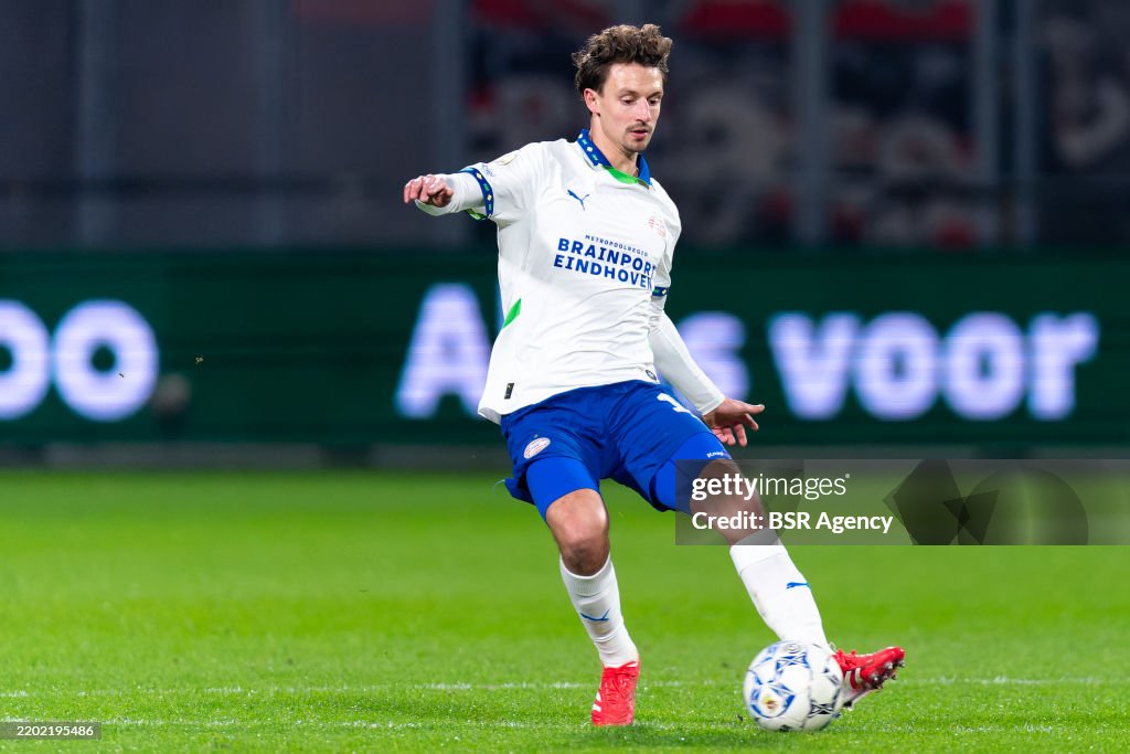 Go Ahead Eagles v PSV - Eredivisie