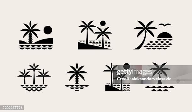 palmen, meer, strand, ikonen - palme stock-grafiken, -clipart, -cartoons und -symbole