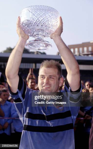 Mike Raynes 114 Welsh Scottish League Trophy Stock Photos, High-Res Pictures, and ...