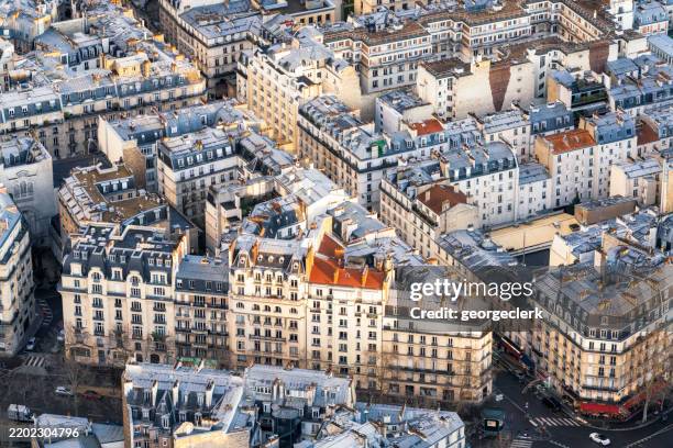 le strade del centro di parigi dall'alto - boulevard foto e immagini stock