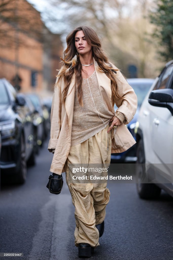 Street Style - Day 2 - Milan Fashion Week - Womenswear Fall/Winter 2025/2026