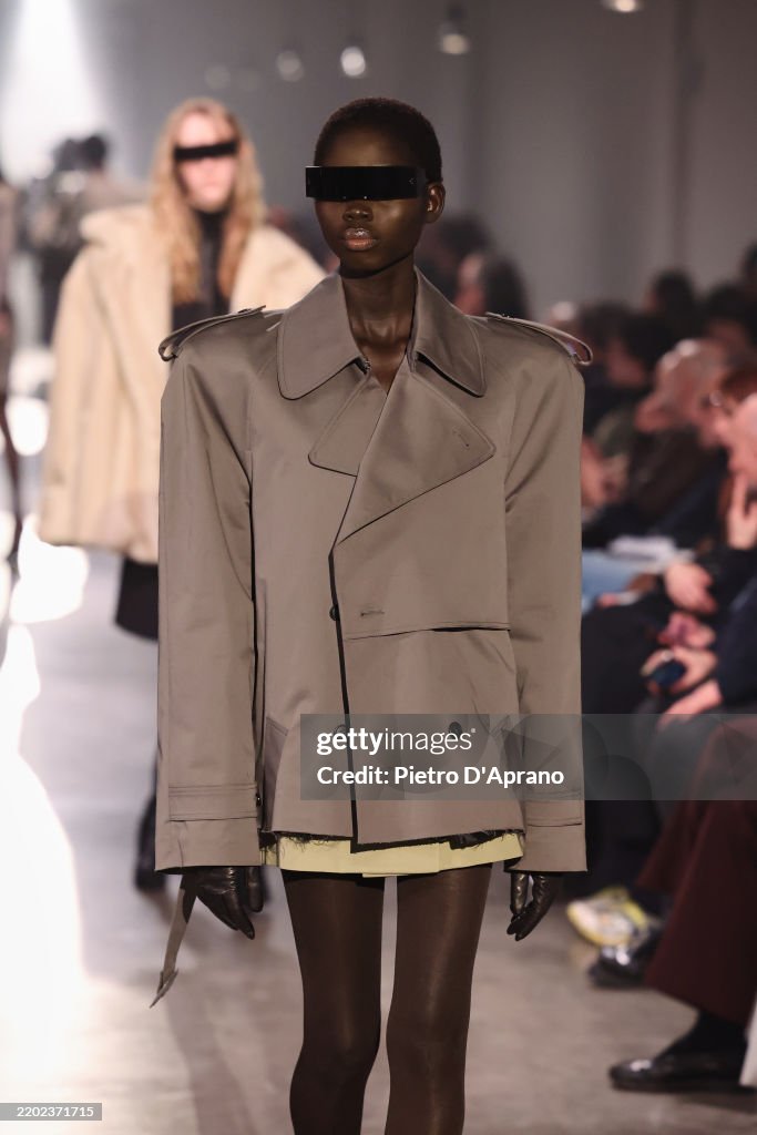 MM6 Maison Margiela - Runway - Milan Fashion Week - Womenswear Fall/Winter 2025/2026