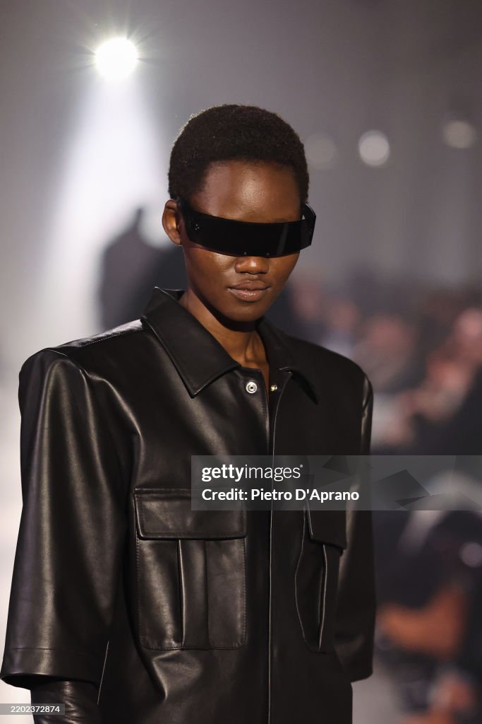 MM6 Maison Margiela - Details - Milan Fashion Week - Womenswear Fall/Winter 2025/2026