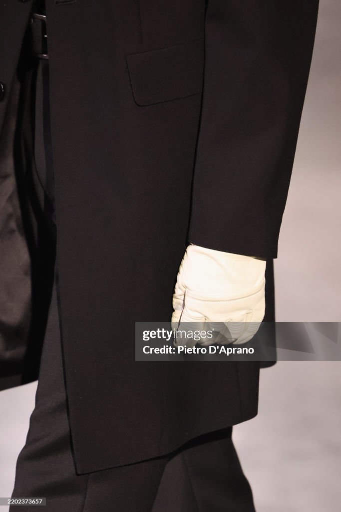 MM6 Maison Margiela - Details - Milan Fashion Week - Womenswear Fall/Winter 2025/2026