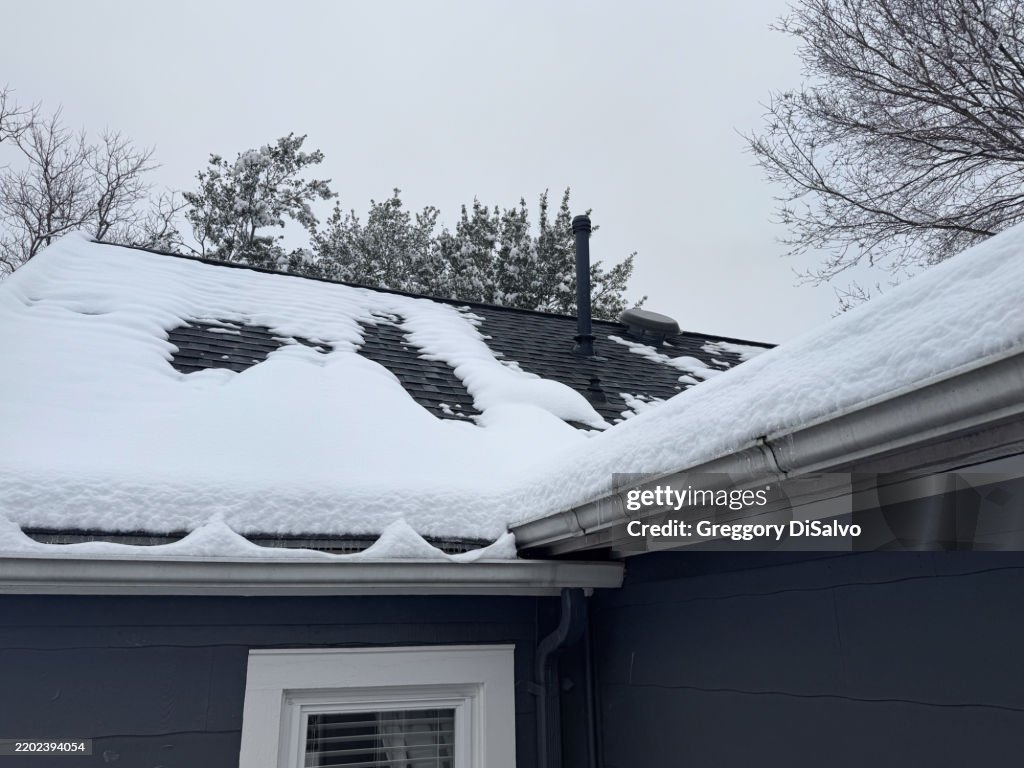 Heat Leak Winter Roof- Insulation - Fresh Snow Melt