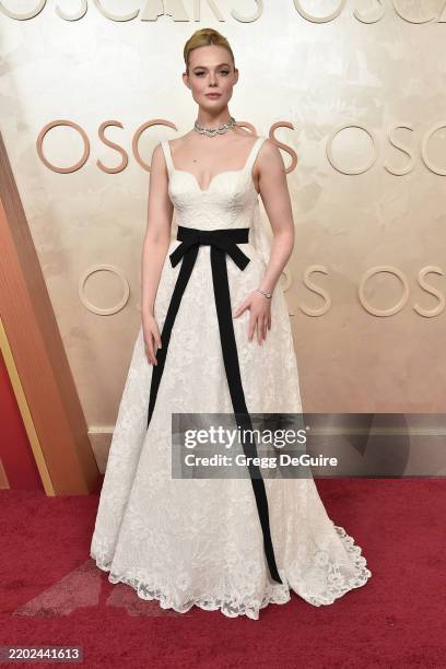 Elle Fanning at the 97th Oscars held at the Dolby Theatre on March 2, 2025 in Hollywood, California.
