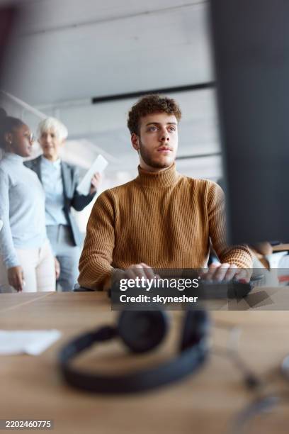 coder casual dress code How Should Programmers Dress at Work?