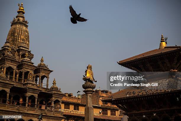 newar temple architecture at patan durbar square in kathmandu, nepal. - patan stock-fotos und bilder