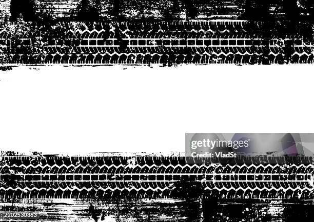lkw reifen lauffläche spuren grunge banner kopieren sie raum hintergrund - reifenspur stock-grafiken, -clipart, -cartoons und -symbole