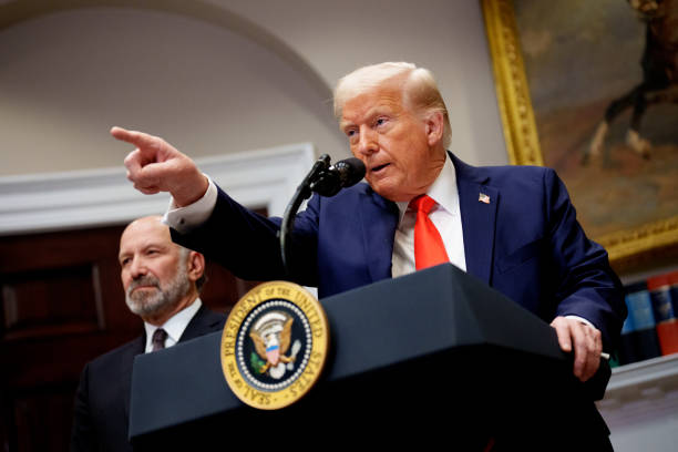 FLASHRECAP : 🔴 "Volatilità sui mercati: azioni USA in movimento dopo segnali di distensione nel conflitto commerciale con il Canada"