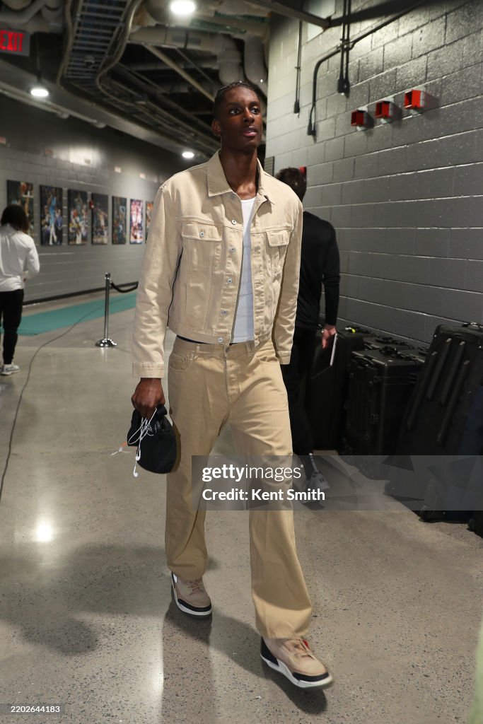 Golden State Warriors v Charlotte Hornets