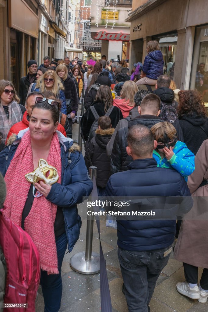 Overtourism In Venice At Carnival Time
