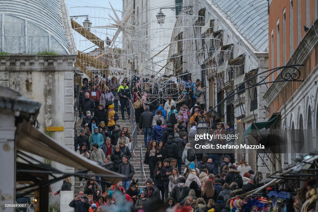 Overtourism In Venice At Carnival Time