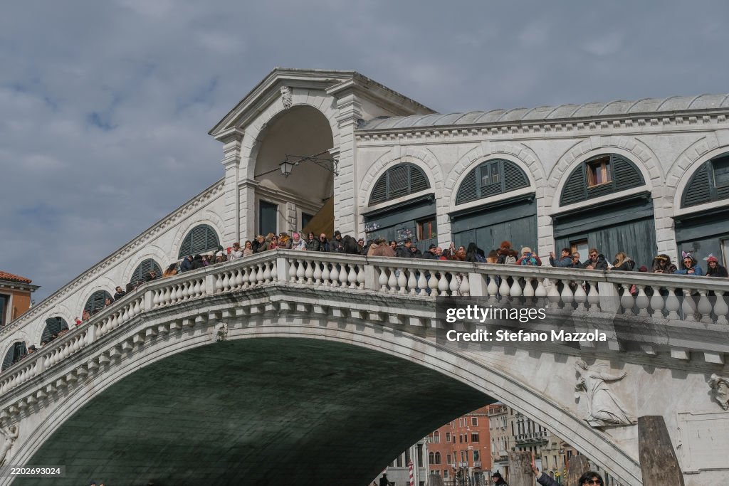 Overtourism In Venice At Carnival Time