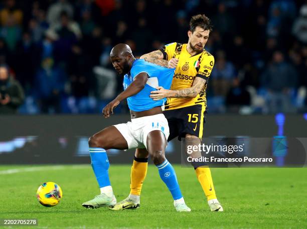 Romelu Lukaku of Napoli competes for the ball with Francesco Acerbi of Inter during the Serie A match between Napoli and FC Internazionale at Stadio...