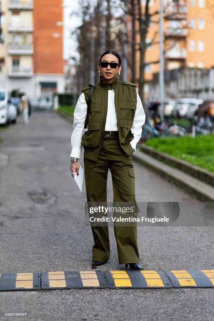 Street Style - Day 5 - Milan Fashion Week - Womenswear Fall/Winter 2025/2026
