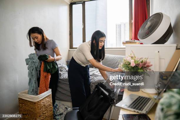 college dorm life - dorm room stock pictures, royalty-free photos & images