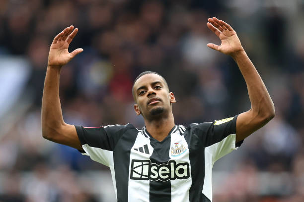 Alexander Isak of Newcastle United celebrates scoring his team's first goal from the penalty spot during the Emirates FA Cup Fifth Round match...