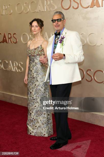 Emilie Goldblum and Jeff Goldblum attend the 97th Annual Oscars at Dolby Theatre on March 02, 2025 in Hollywood, California.