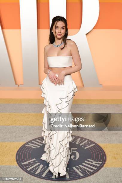 Ana de Armas attends the 2025 Vanity Fair Oscar Party Hosted By Radhika Jones at Wallis Annenberg Center for the Performing Arts on March 02, 2025 in...