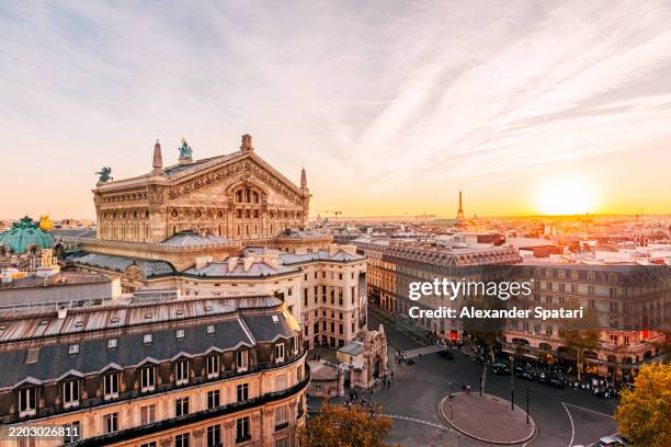 paris cityscape at sunset, aerial view, france - paris fotografías e imágenes de stock
