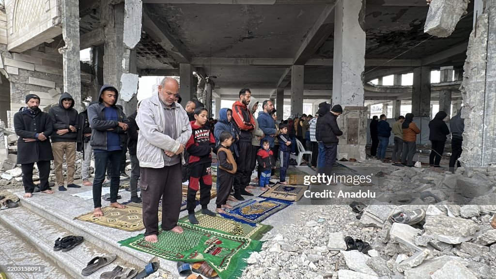 First Friday prayer of Ramadan in Gaza