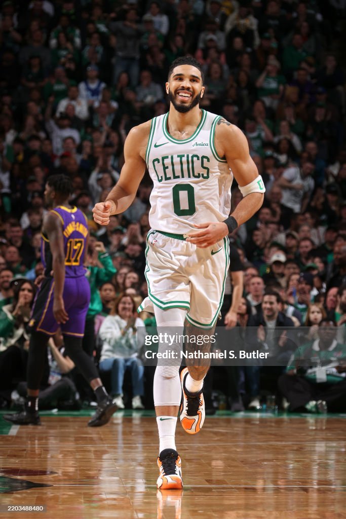 Los Angeles Lakers v Boston Celtics