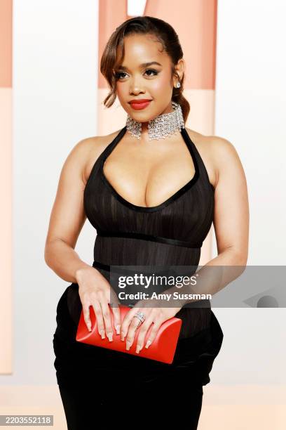 Attends the 2025 Vanity Fair Oscar Party Hosted By Radhika Jones at Wallis Annenberg Center for the Performing Arts on March 02, 2025 in Beverly...