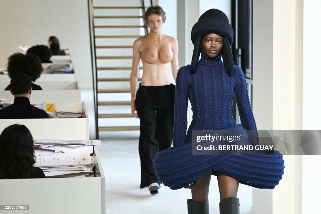 TOPSHOT-FASHION-FRANCE-DURAN LANTINK