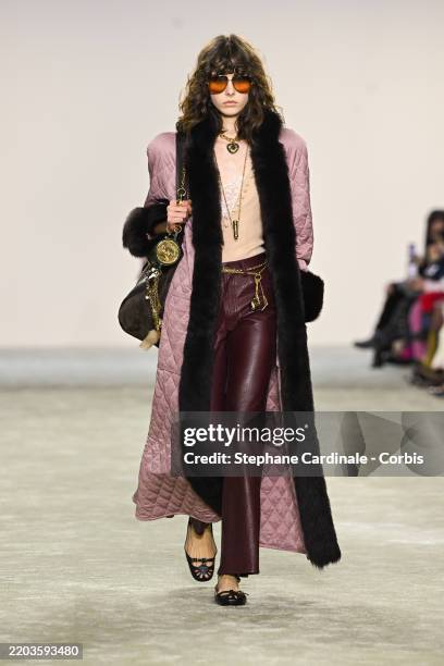 Model walks the runway during the Chloe Womenswear Fall/Winter 2025-2026 show as part of Paris Fashion at on March 06, 2025 in Paris, France.