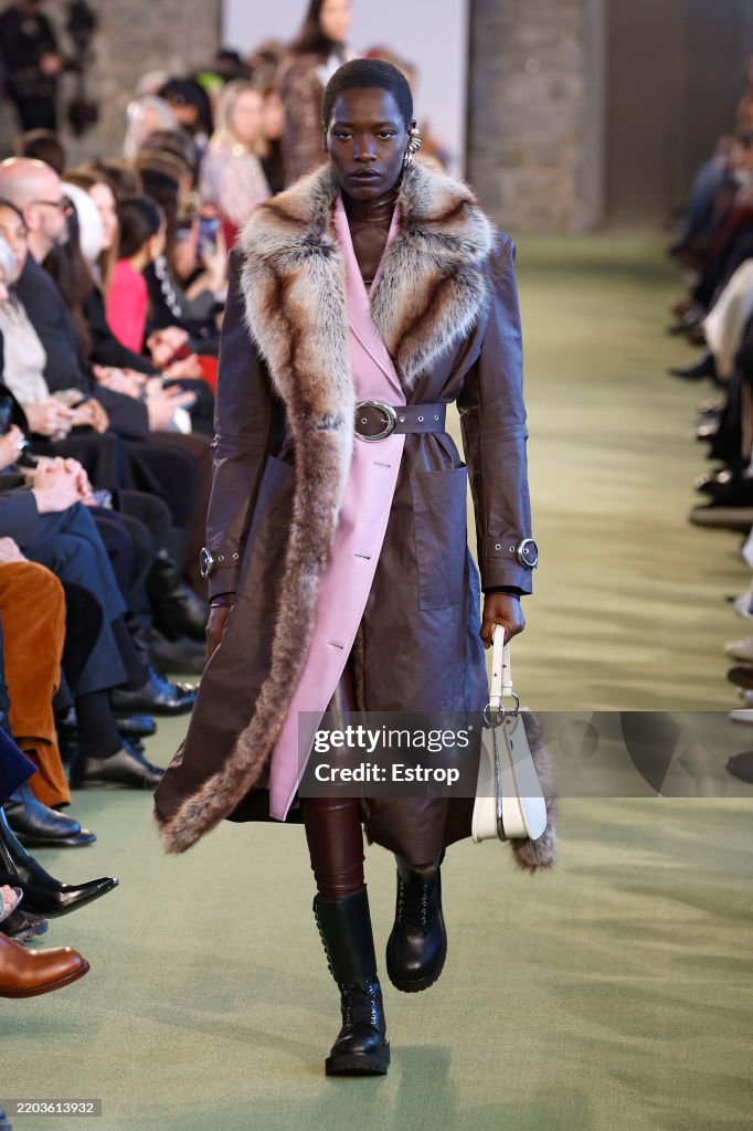 Rabanne: Runway - Paris Fashion Week - Womenswear Fall/Winter 2025-2026