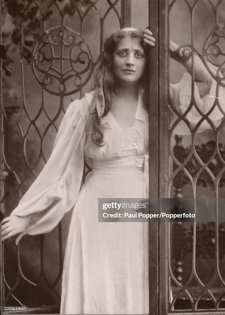 Actress Nora Kerin