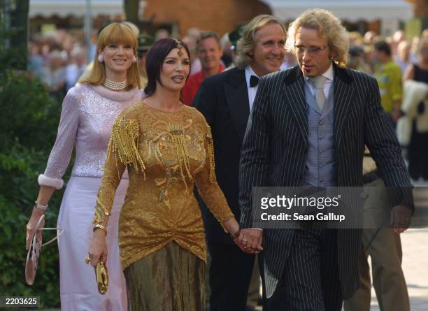 German television entertainment show host Thomas Gottschalk arrives with his brother Christoph and companions at the opening day of the 2003 Bayreuth...