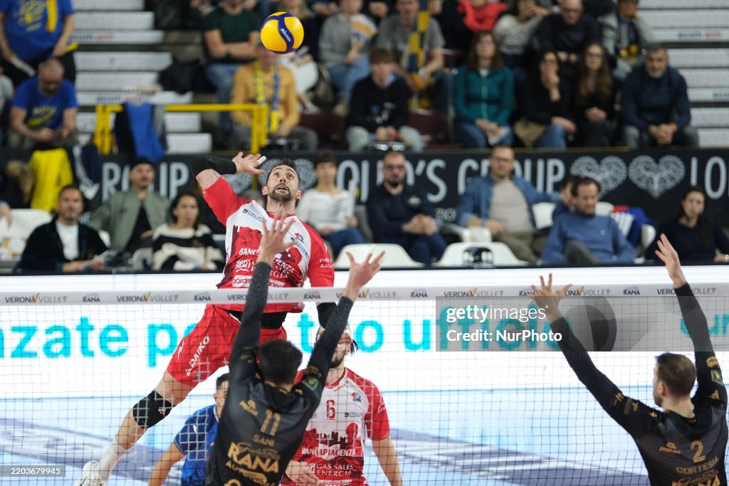 Rana Verona v Gas Sales Bluenergy Piacenza - Italian SuperLega Volley Chamionship