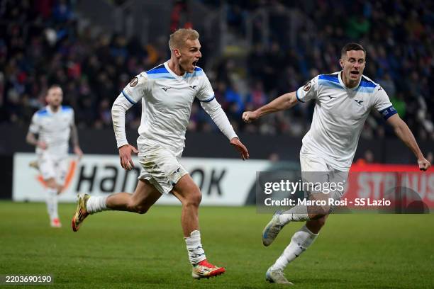 Gustav Isaksen of SS Lazio ceklebrates a second goal with his team mates during the UEFA Europa League 2024/25 Round of 16 First Leg match between FC...