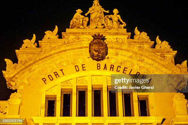 port de barcelona. entrance arch. exterior architecture. barcelona, spain. - port de barcelona stock pictures, royalty-free photos & images