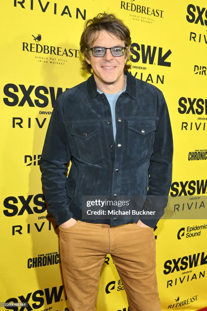"Drop" Premiere