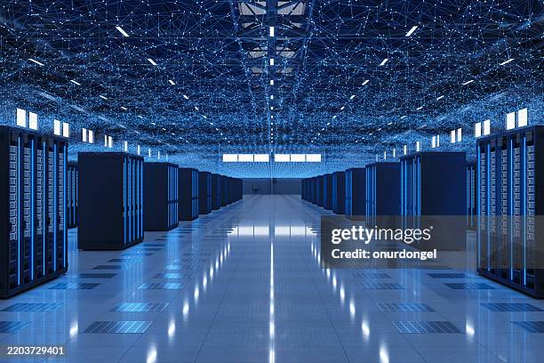 rack per server con linee di plexus e punti di connessione nel magazzino - data center foto e immagini stock