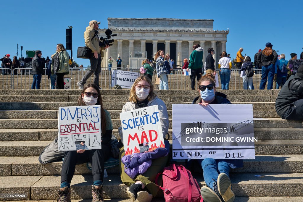 Washington-DC-Stand-Up-for-Science-Rally