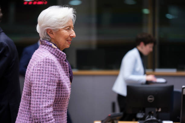 FLASHRECAP : 🔴 "Christine Lagarde: 'Serve un approccio agile per affrontare la volatilità economica globale'"