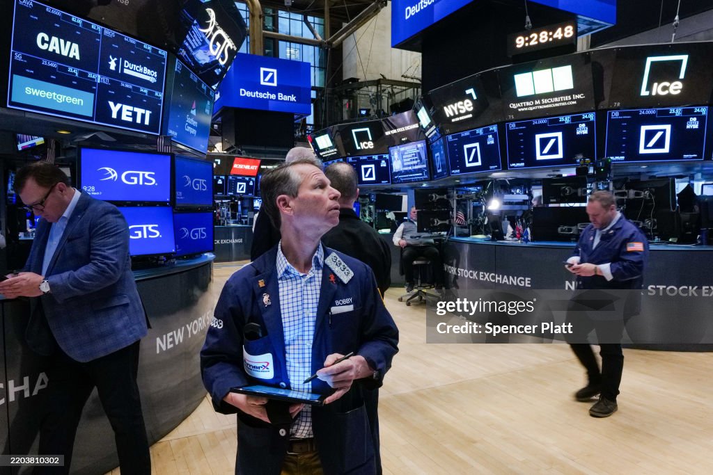 NYSE Opens After Days Of Losses Due To Tariffs On Mexico And Canada