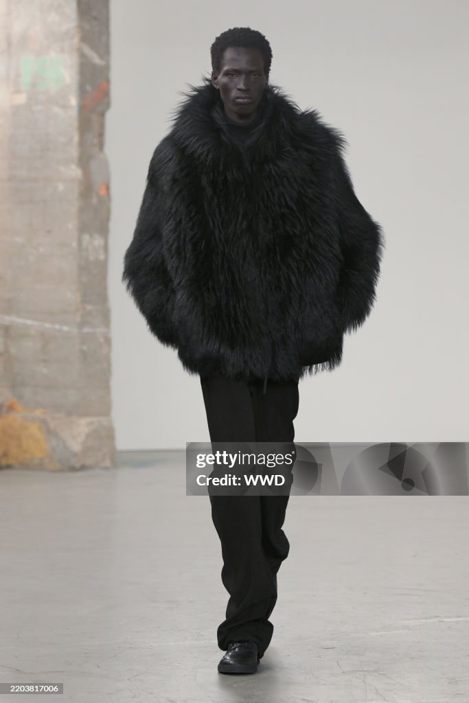 Gabriela Hearst - Fall 2025 RTW - Runway