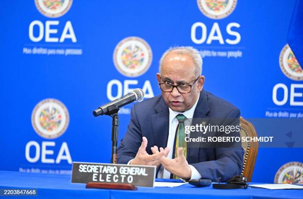 Albert Raddin 128 Albert Ramdin Stock Photos, High-Res Pictures, and Images - Getty ...