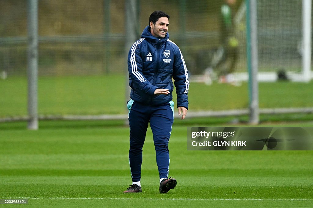 FBL-EUR-C1-ARSENAL-TRAINING
