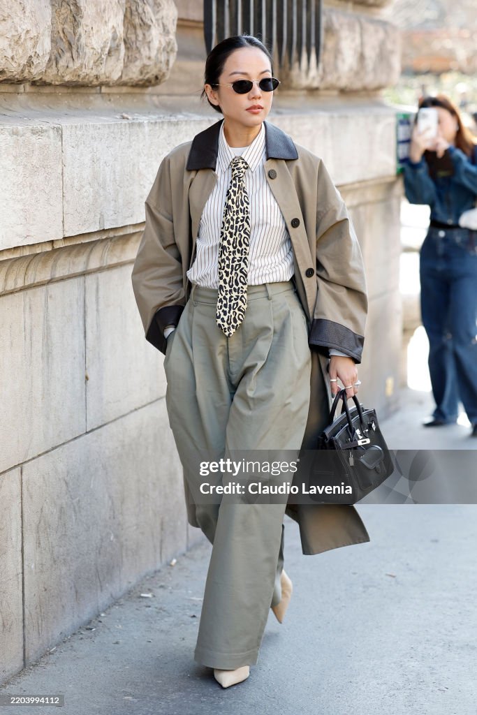 Street Style - Paris Fashion Week - Womenswear Fall/Winter 2025/2026 - Day Six